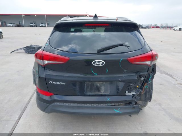 KM8J33A45JU613123 Hyundai TUCSON SEL