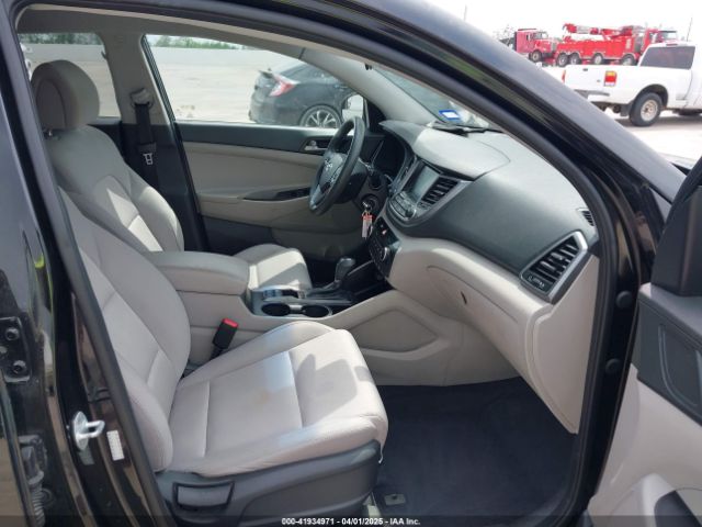 KM8J33A45JU613123 Hyundai TUCSON SEL