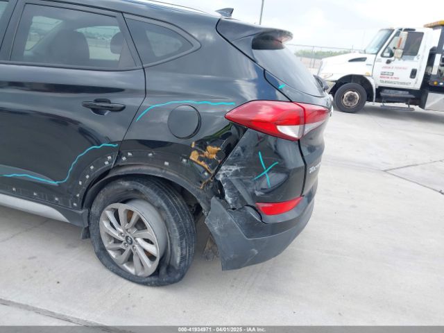 KM8J33A45JU613123 Hyundai TUCSON SEL