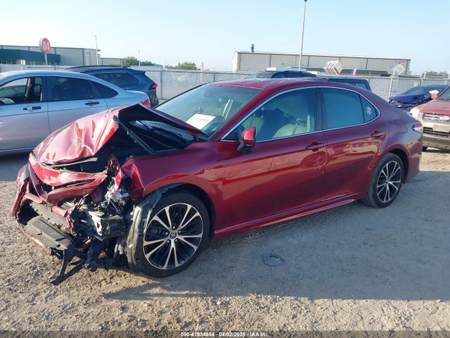 4T1B11HK5JU628160 Toyota CAMRY SE