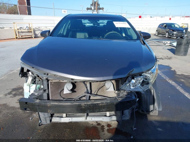 4T1BF1FK0EU736549 Toyota CAMRY SE