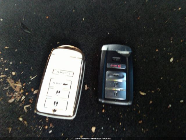 19UUB1F36JA008667 Acura TLX