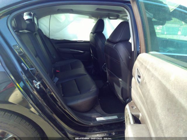 19UUB1F36JA008667 Acura TLX