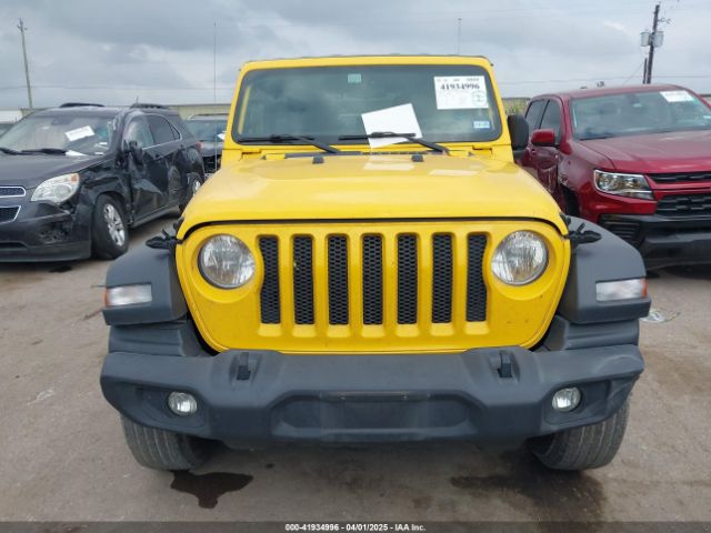 1C4HJXDG8KW501069 Jeep Wrangler Unlimited Sport 4x4