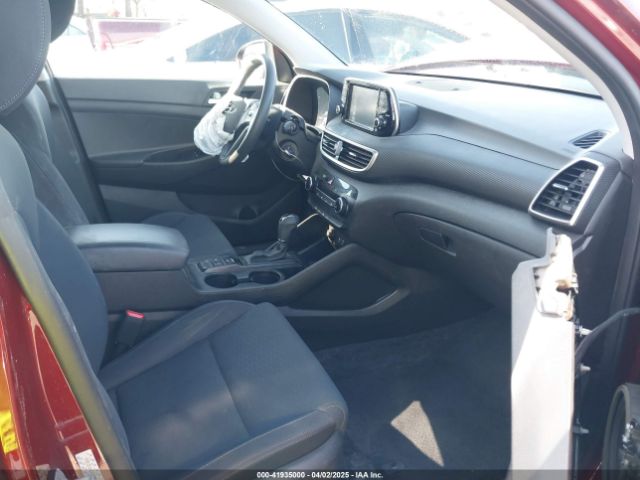 KM8J2CA41KU878870 Hyundai TUCSON SE