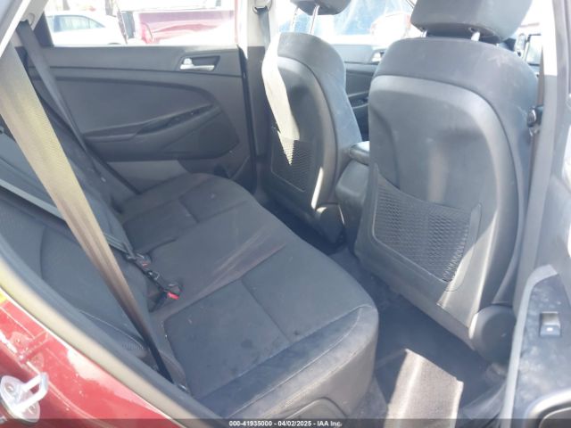 KM8J2CA41KU878870 Hyundai TUCSON SE