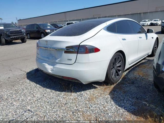 2019 TESLA MODEL S 5YJSA1E21KF299976 Photo 3