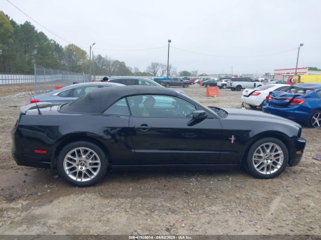 1ZVBP8EM2E5267517 Ford Mustang V6 Premium