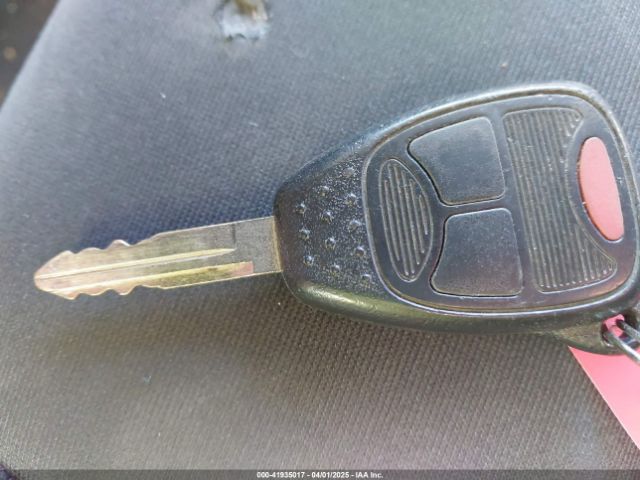 1C4NJPBB8FD399932 Jeep Patriot Sport