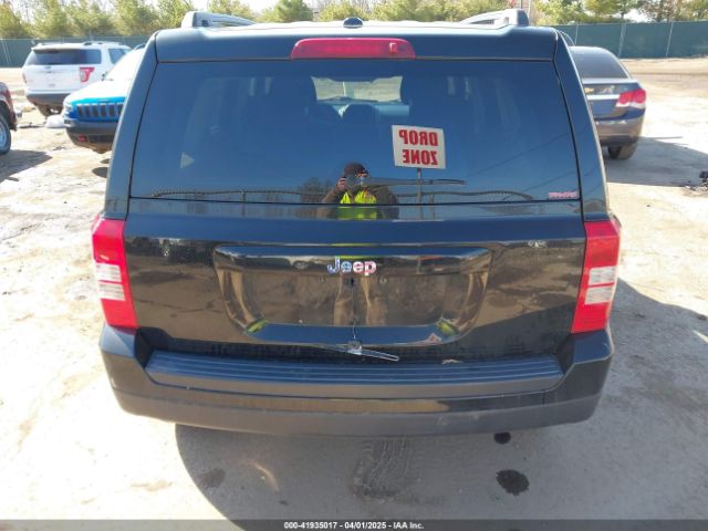 1C4NJPBB8FD399932 Jeep Patriot Sport