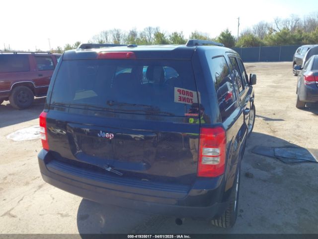 1C4NJPBB8FD399932 Jeep Patriot Sport