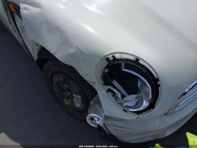 2013 MINI HARDTOP WMWSU3C58DT547783 Photo 5