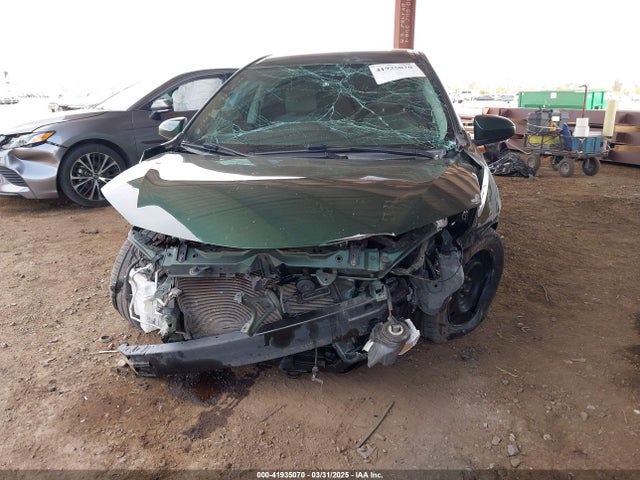 5YFBURHEXFP322371 Toyota COROLLA LE