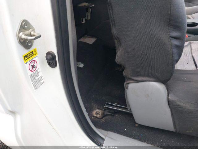 5TFPX4EN9EX021871 Toyota Tacoma
