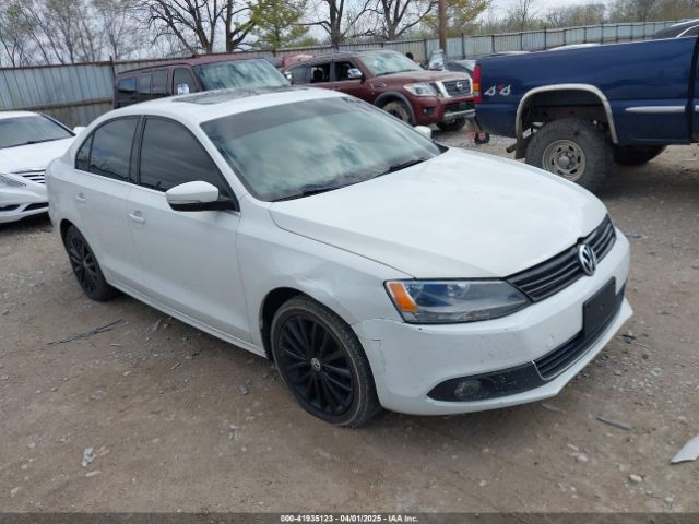 3VWL17AJ7EM439904 auction archive image