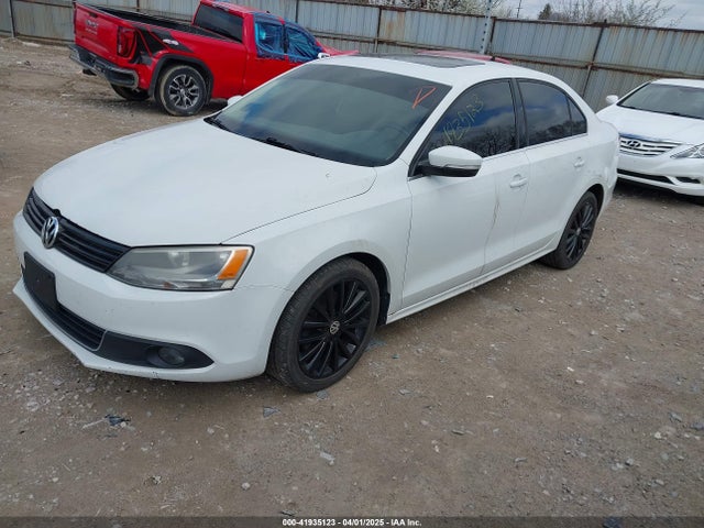 3VWL17AJ7EM439904 Volkswagen Jetta 1.8t Sel