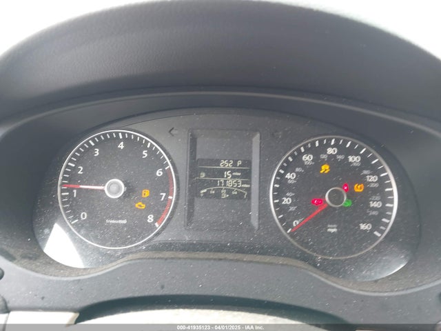 3VWL17AJ7EM439904 Volkswagen Jetta 1.8t Sel