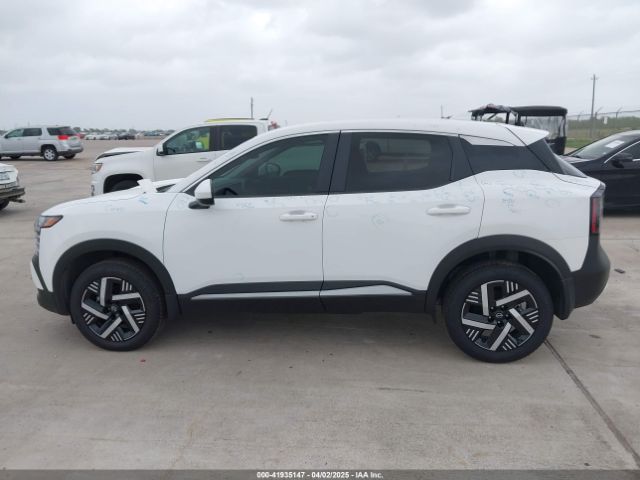 3N8AP6CA3SL345623 Nissan Kicks Sv Fwd