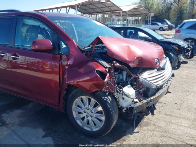 5TDDK3DC0FS104012 Toyota Sienna Xle 7 Passenger