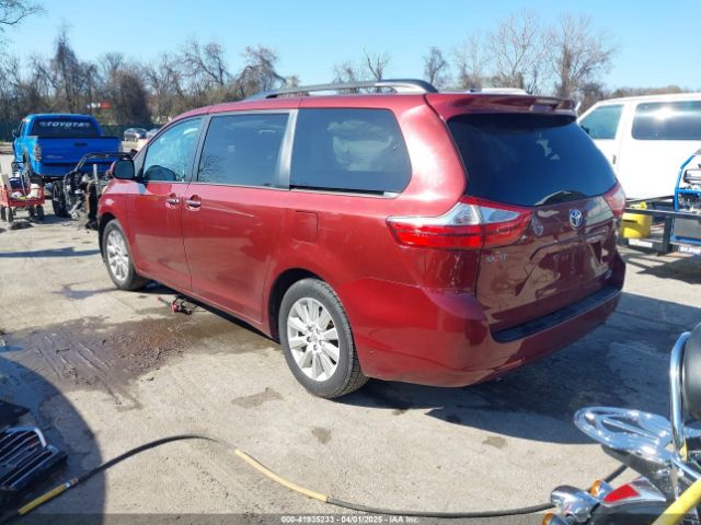 5TDDK3DC0FS104012 Toyota Sienna Xle 7 Passenger