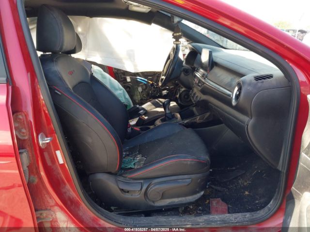 3KPF44AC7ME288188 KIA Forte Gt Manual