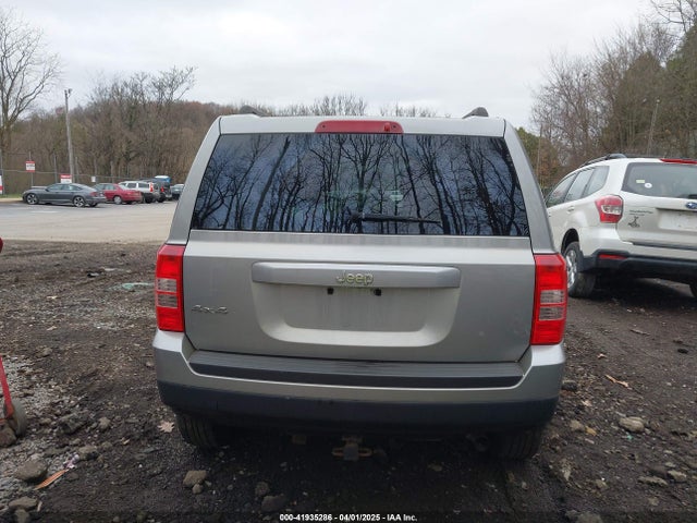 1C4NJRBB4ED886605 Jeep Patriot Sport