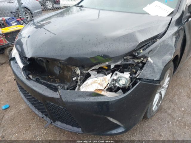 4T1BF1FK2FU002657 Toyota CAMRY SE