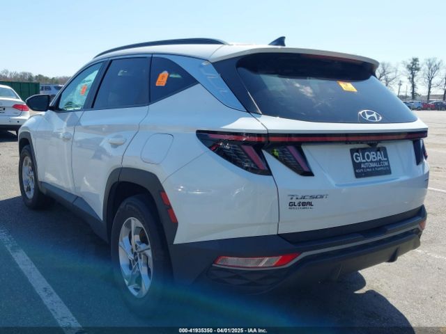 2022 HYUNDAI TUCSON 5NMJBCAE5NH106221 Photo 2