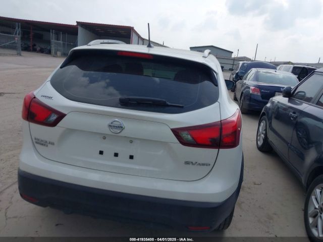 JN1BJ1CR0KW630786 Nissan Rogue Sport Sv