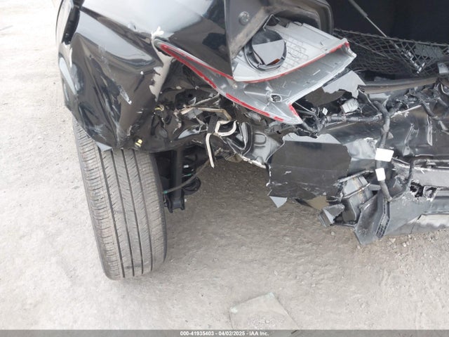 5NPLS4AGXNH075857 Hyundai ELANTRA SEL