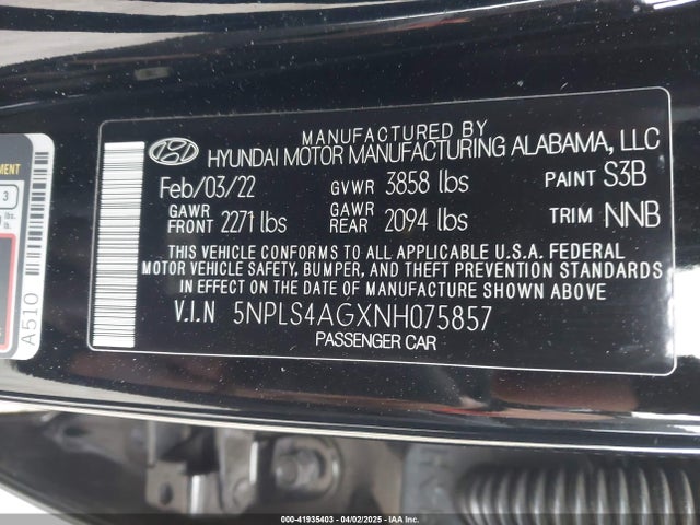 5NPLS4AGXNH075857 Hyundai ELANTRA SEL