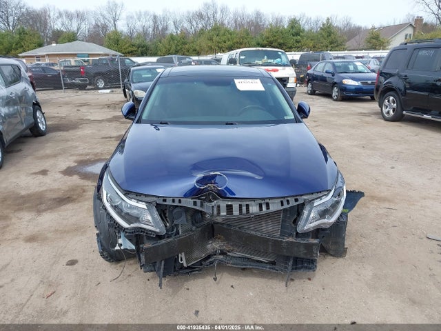 5XXGT4L35JG210032 KIA Optima S