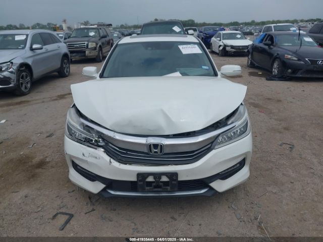 1HGCR3F91GA006924 Honda Accord Touring