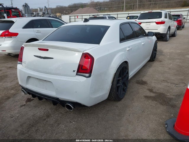2C3CCAGG8GH349365 Chrysler 300 300s