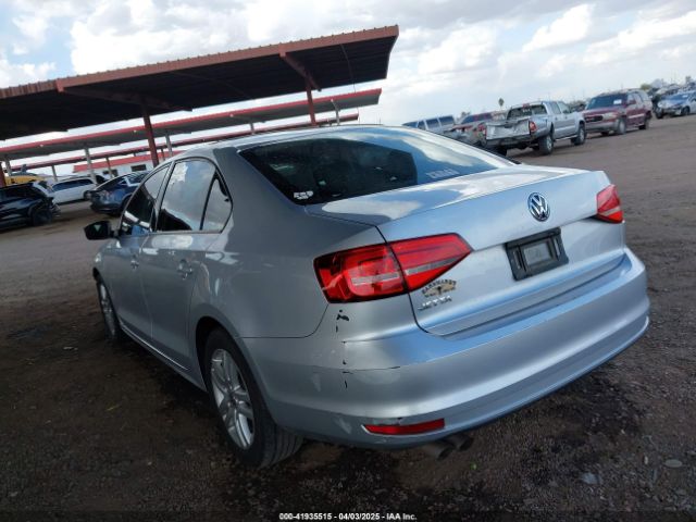 3VW2K7AJXFM253042 Volkswagen Jetta 2.0l S
