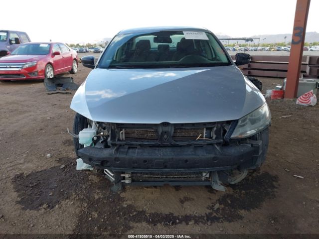 3VW2K7AJXFM253042 Volkswagen Jetta 2.0l S