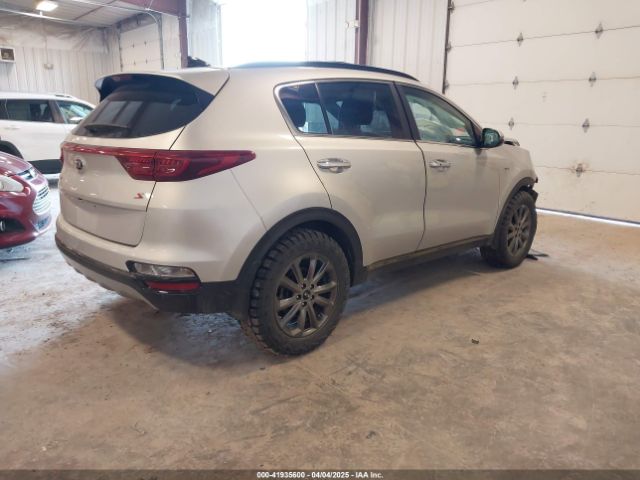 2020 KIA SPORTAGE KNDP6CAC6L7656951 Photo 3