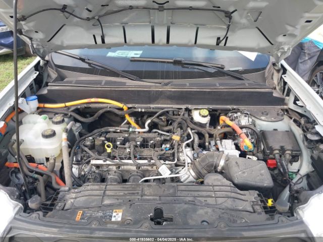 3FTTW8H38RRA35097 Ford Maverick Xlt