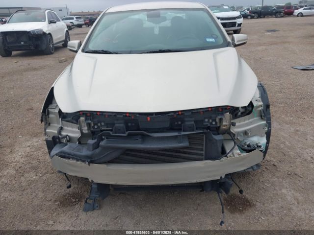 1G11E5SL4EF117359 Chevrolet MALIBU 2LT