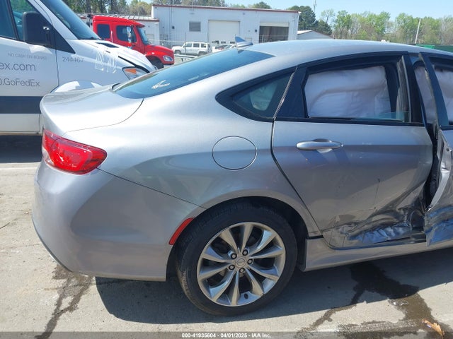 Chrysler 200 S 2015 1C3CCCBG2FN505330 Image 12