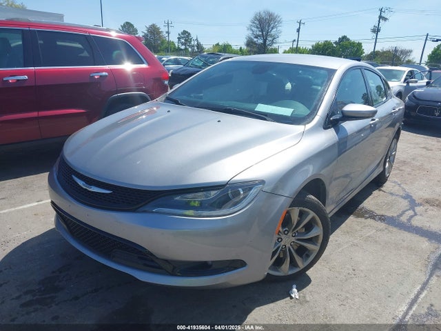 Chrysler 200 S 2015 1C3CCCBG2FN505330 Image 2
