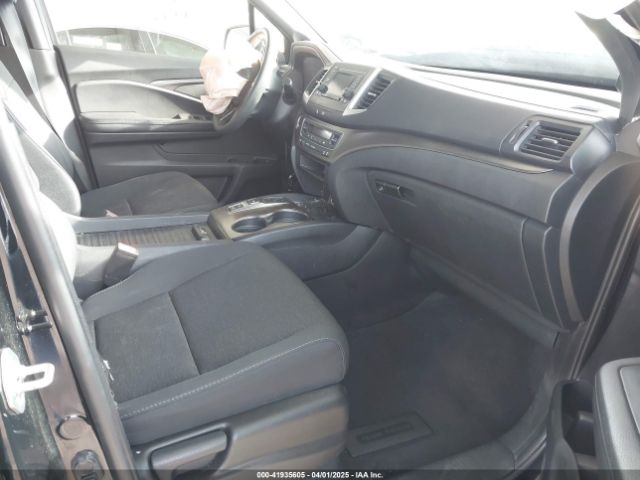 5FNYF7H29KB010241 Honda Passport Sport