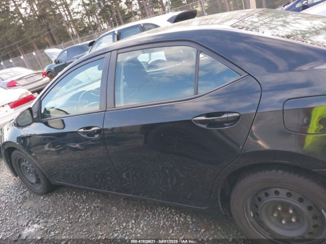 2T1BURHEXJC098138 Toyota COROLLA LE