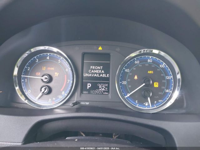 2T1BURHEXJC098138 Toyota COROLLA LE