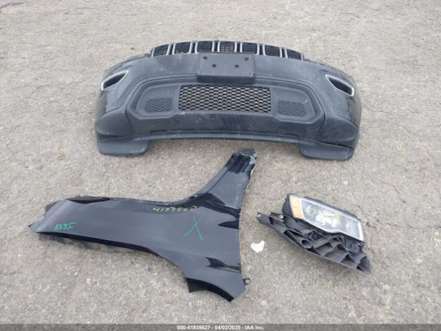 1C4RJFAG8KC648044 Jeep Grand Cherokee Laredo 4x4