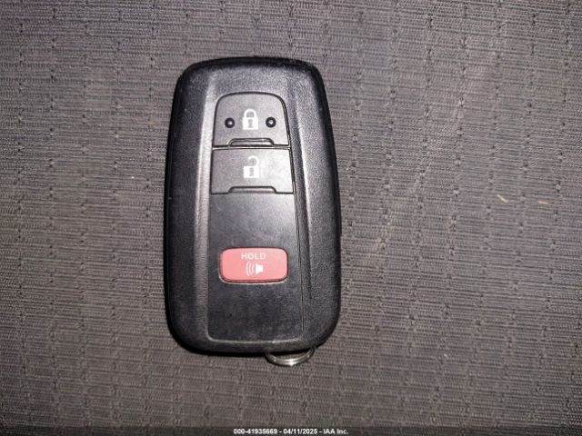 NMTKHMBX3KR083103 Toyota C-HR XLE