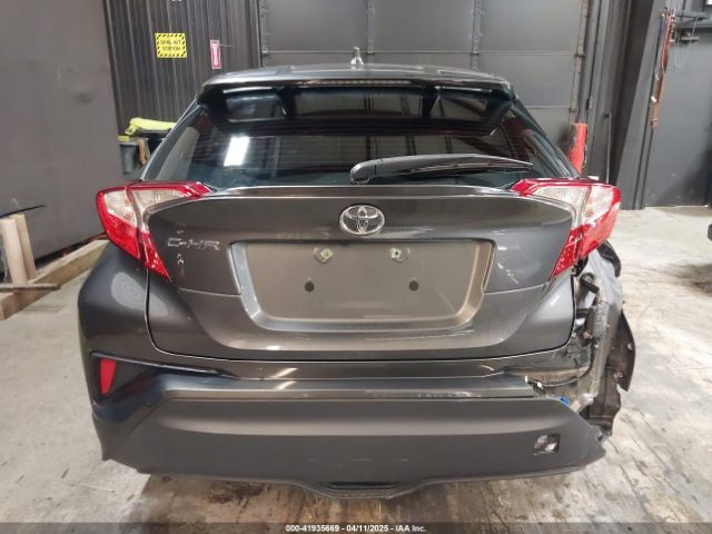 NMTKHMBX3KR083103 Toyota C-HR XLE