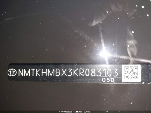 NMTKHMBX3KR083103 Toyota C-HR XLE