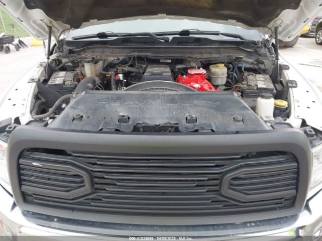 3C6UR5NL5HG706029 RAM 2500 Laramie  4x4 6'4 Box
