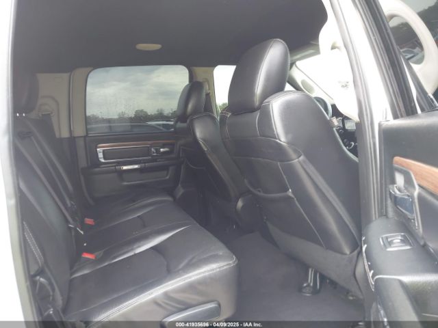 3C6UR5NL5HG706029 RAM 2500 Laramie  4x4 6'4 Box